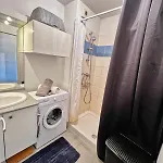 Grand Studio, Coin Nuit Separe, Terrasse Et Garage Privatif رويا
