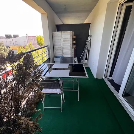 Grand Studio, Coin Nuit Separe, Terrasse Et Garage Privatif * רויאן